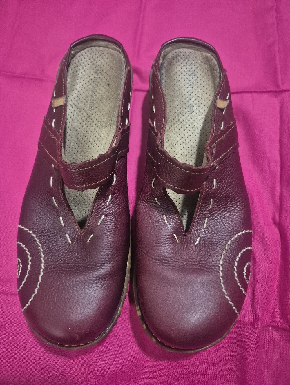 El Naturalista Clog